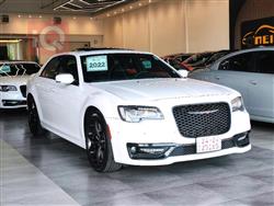 کرایسلەر 300